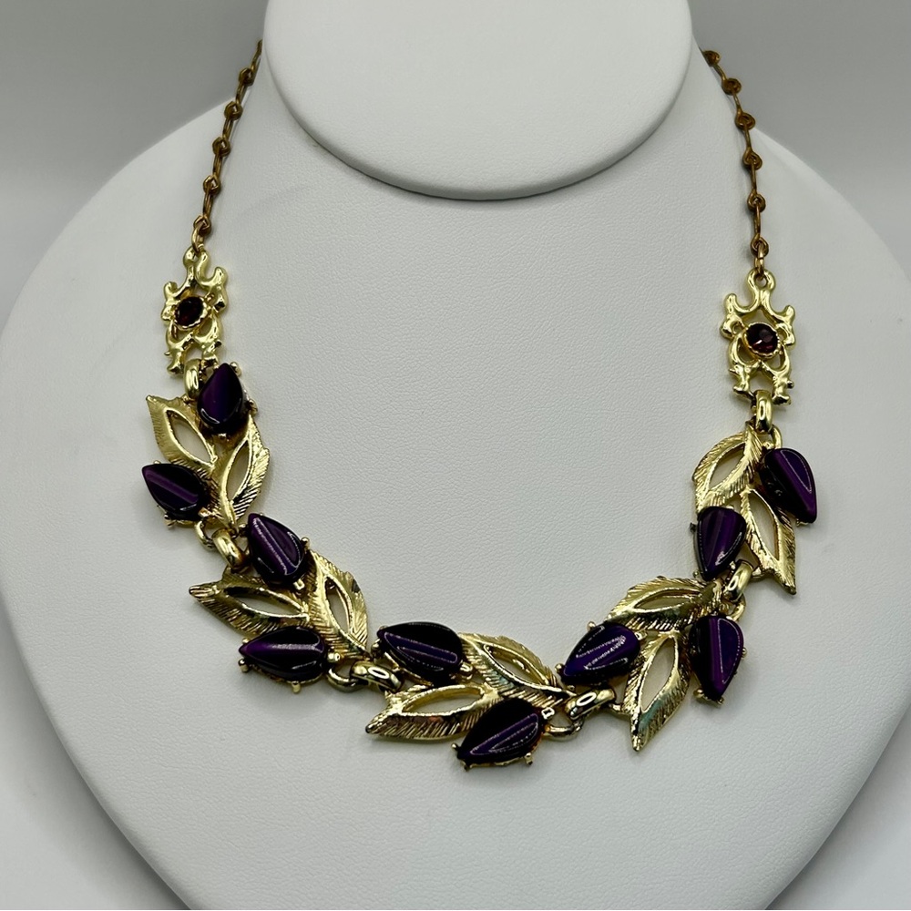 Classy Gold & Deep Purple Leaflet Collar Necklace